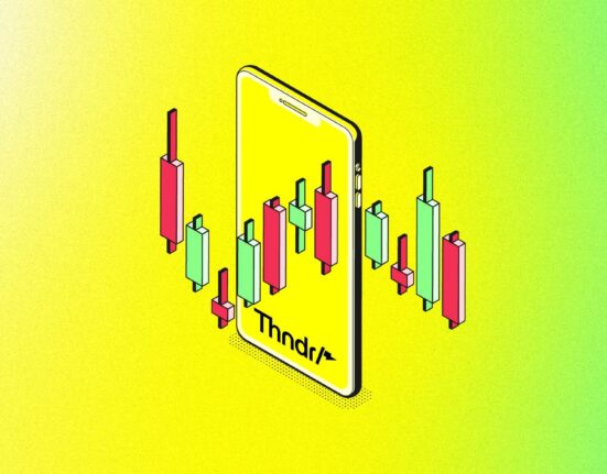 إضاءة الطريق باستخدام الشموع اليابانية على ثاندر lighting the way with in-app candlestick